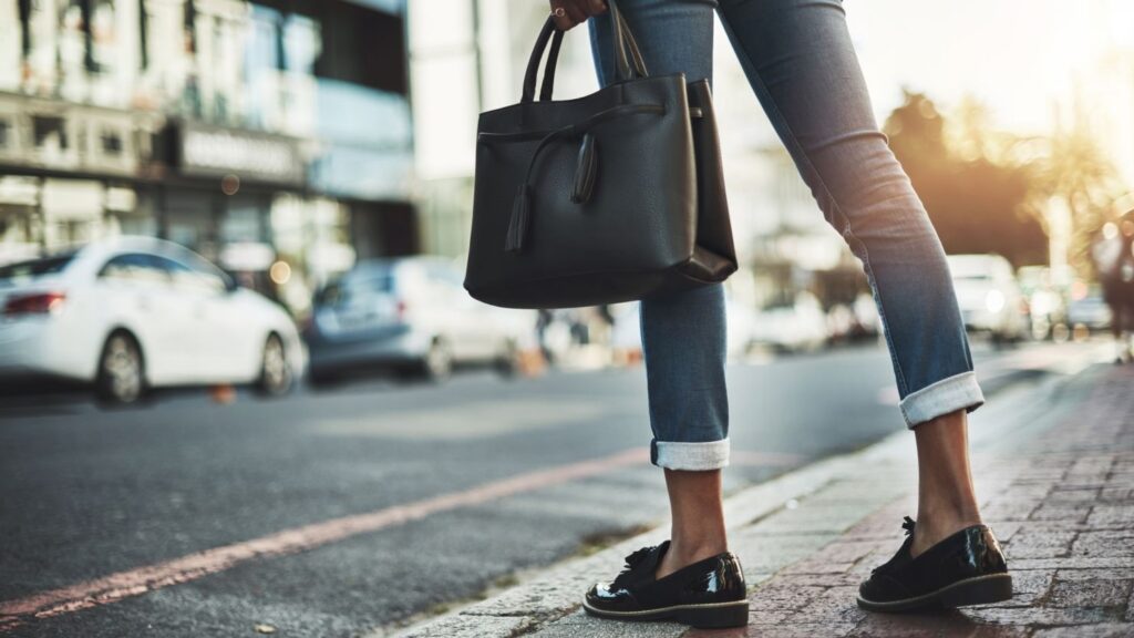 Como escolher uma bolsa feminina?
